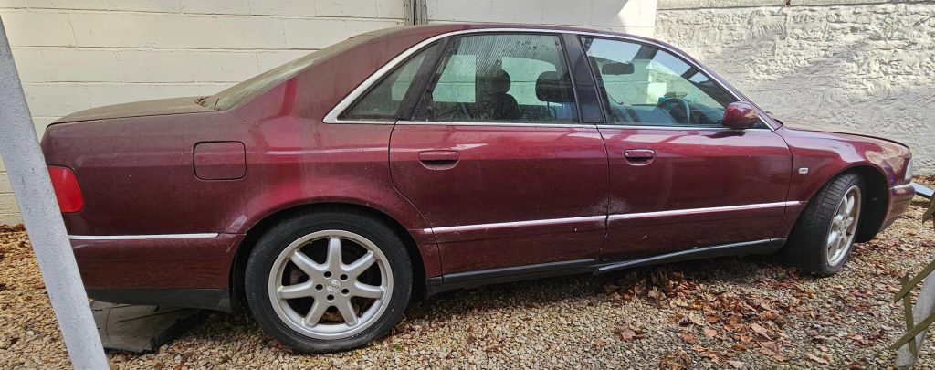 Neglected for almost 10 years, a fine example of early 2000 luxury limousine.